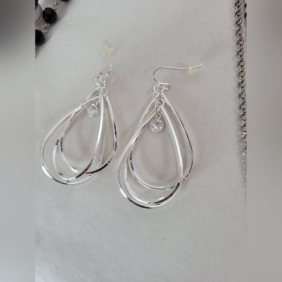5 Piece Jewelry Bundle Black Silver Diamonds Kitschy Flapper 50s Gatsby Hoop - Picture 12 of 12